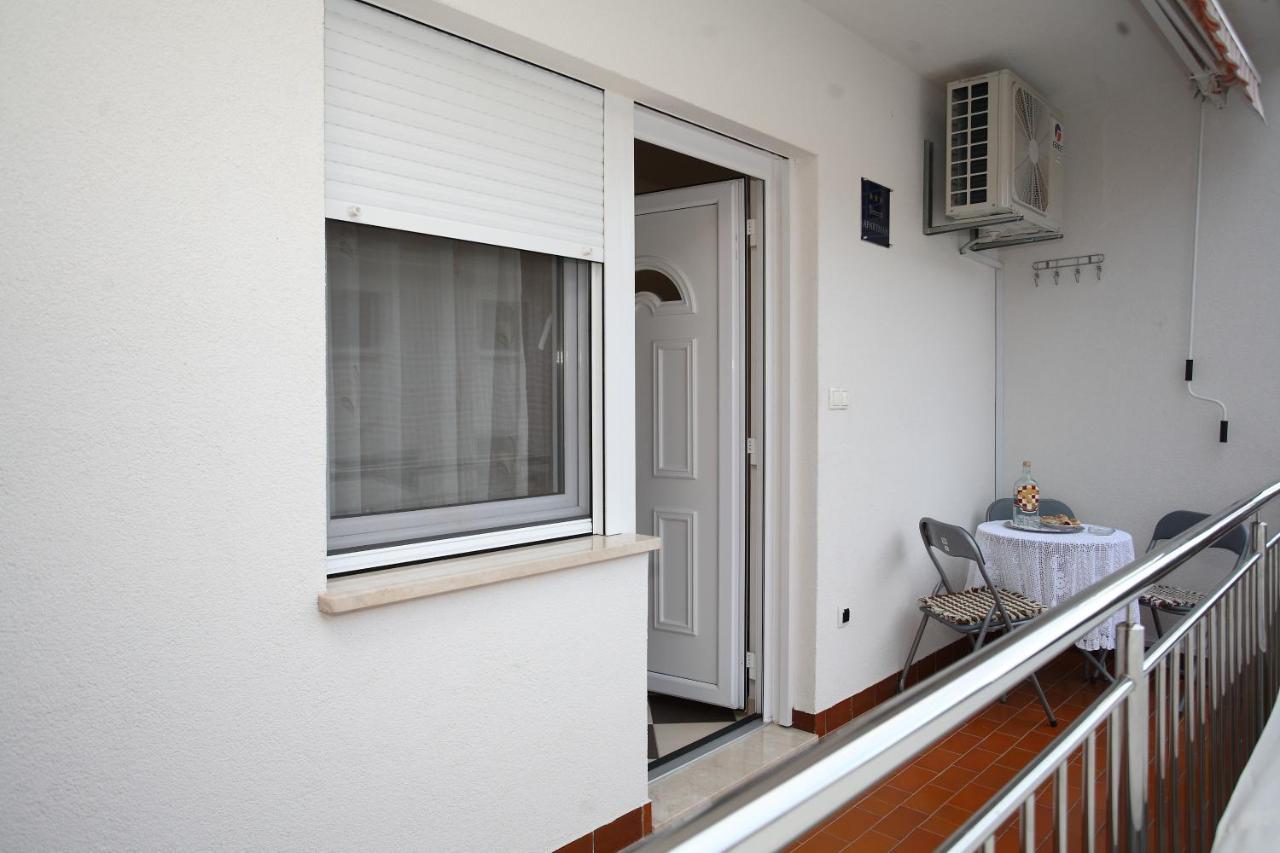 Angelina Apartman Каштела Экстерьер фото