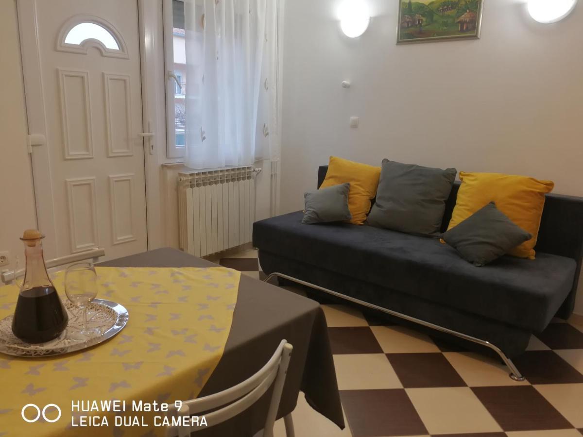 Angelina Apartman Каштела Экстерьер фото