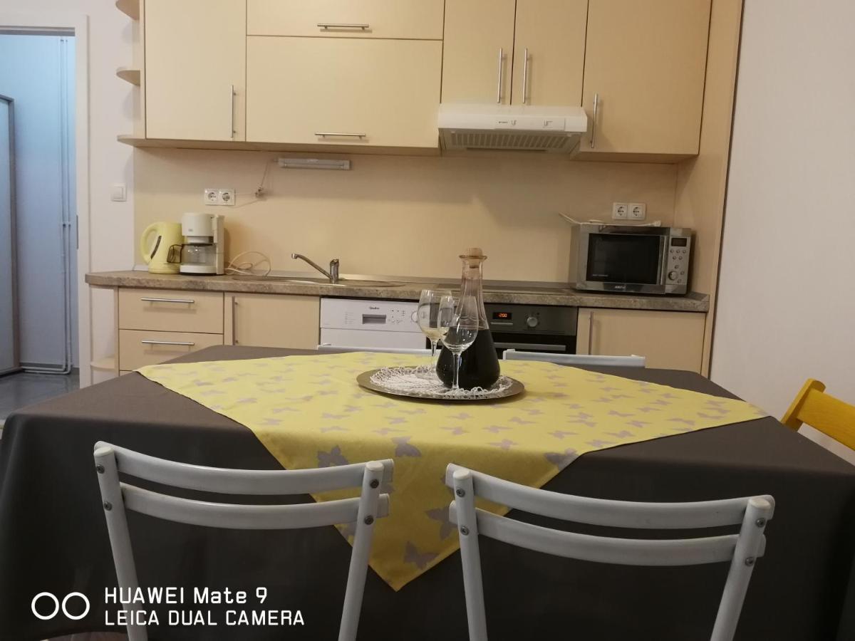 Angelina Apartman Каштела Экстерьер фото
